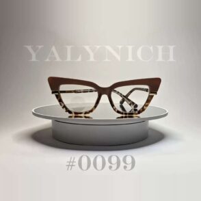 Glossy Black Sharp Cat-Eye — Sunglasses #0099